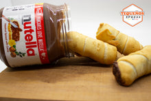 Load image into Gallery viewer, Tequeños Rellenos de Nutella Pre-cocidos - Tequenos Xpress